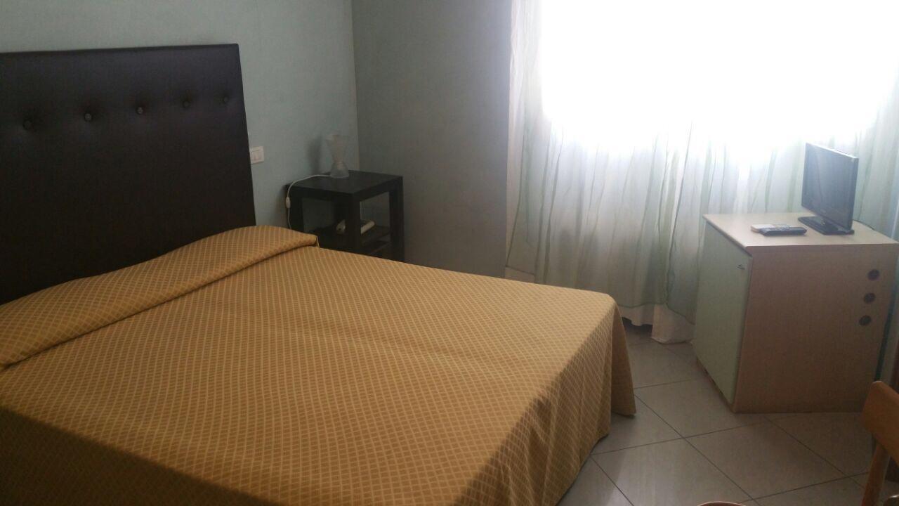 Hotel Illi Марина ди Маса Екстериор снимка